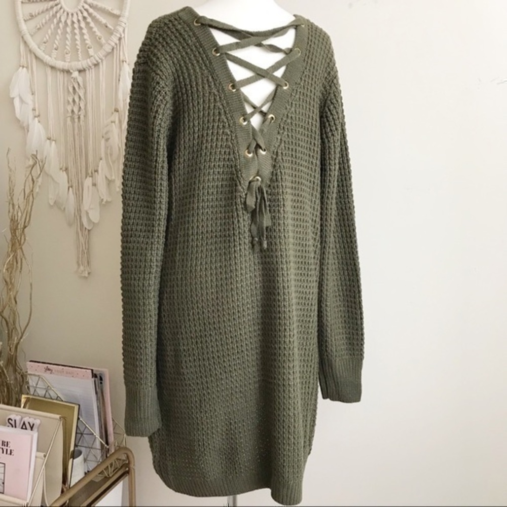 NWT En Creme green cozy knit lace up cardigan